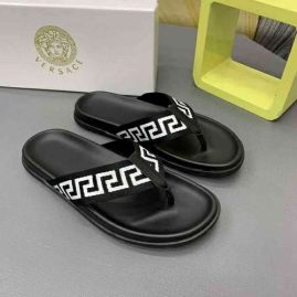 Picture of Versace Slippers _SKU7581024793651950